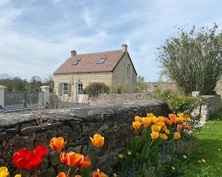 Jolie maison pour 4 à 6 personnes Ellon Exterior foto