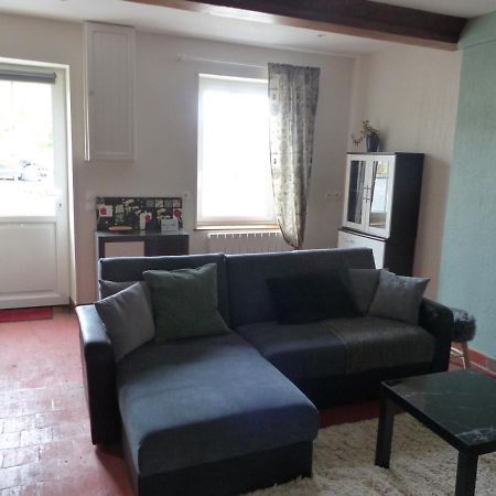 Jolie maison pour 4 à 6 personnes Ellon Exterior foto