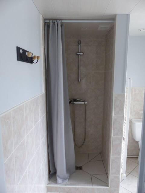 Jolie maison pour 4 à 6 personnes Ellon Exterior foto